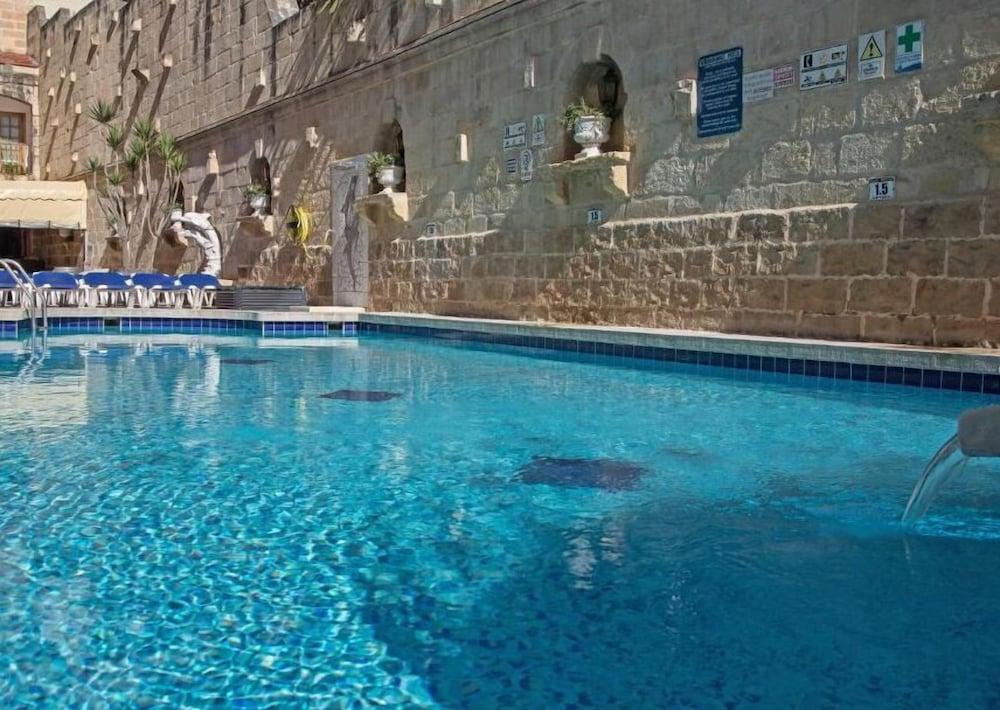 אפרטהוטל קאורה White Dolphin Complex מראה חיצוני תמונה